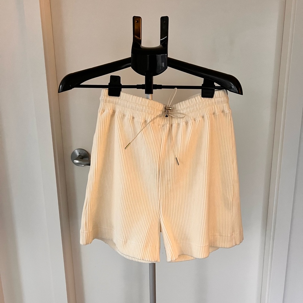 NYLORA Cream Ribbed Drawstring Bermuda Shorts